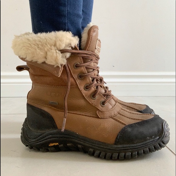 Ugg Winter Boots - Picture 2 of 9
